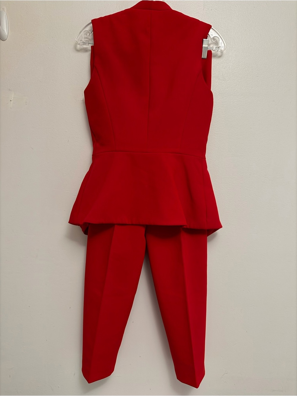 Zara Red Sleeveless Double-Breasted Blazer & Tapered Pants Set - Picture 3 of 12